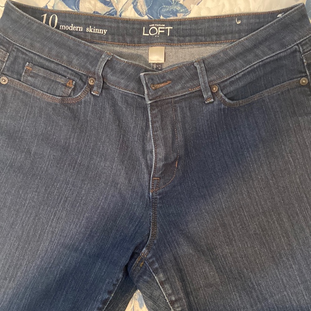 Ann Taylor LOFT size 10 modern skinny